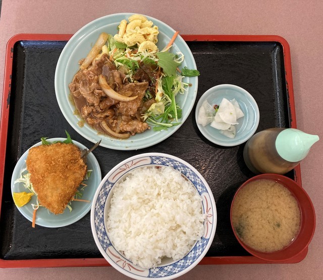 味香 生姜焼 アジフライランチ 江東区北砂 アメリカンミリタリーフード