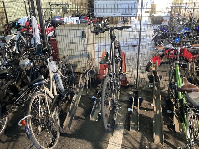 新橋駅第2 暫定 自転車 駐 車場